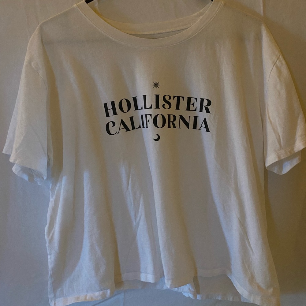 Hollister California short cut T-shirt size XL